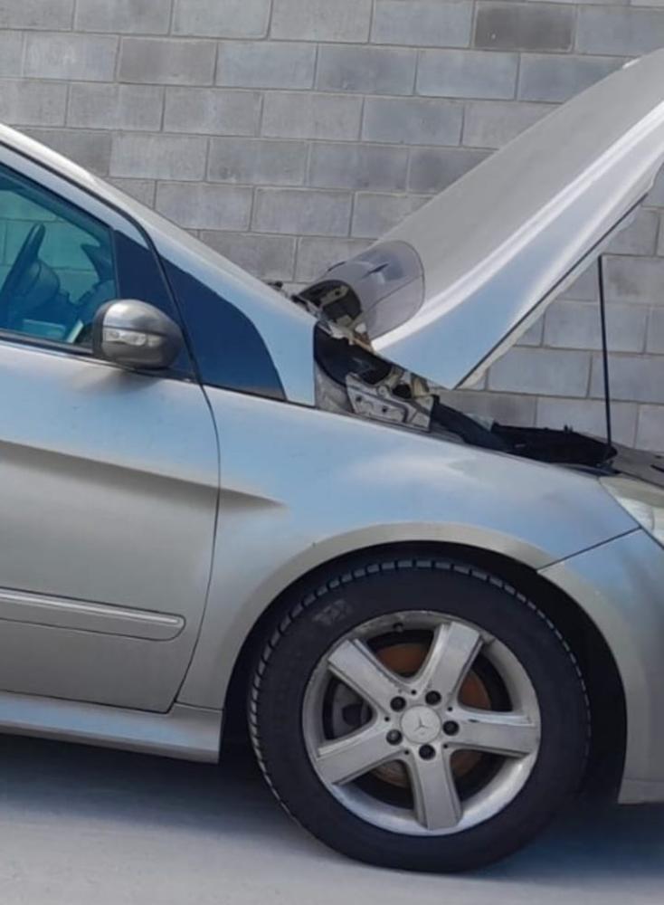 GUARDABARRO DELANTERO DERECHO MERCEDES BENZ B200