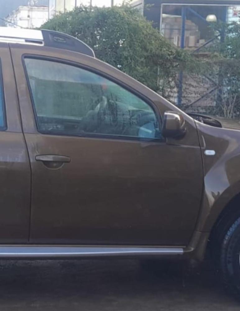 PUERTA DELANTERA DERECHA RENAULT DUSTER PH2 PRIVILEGE 2.0
