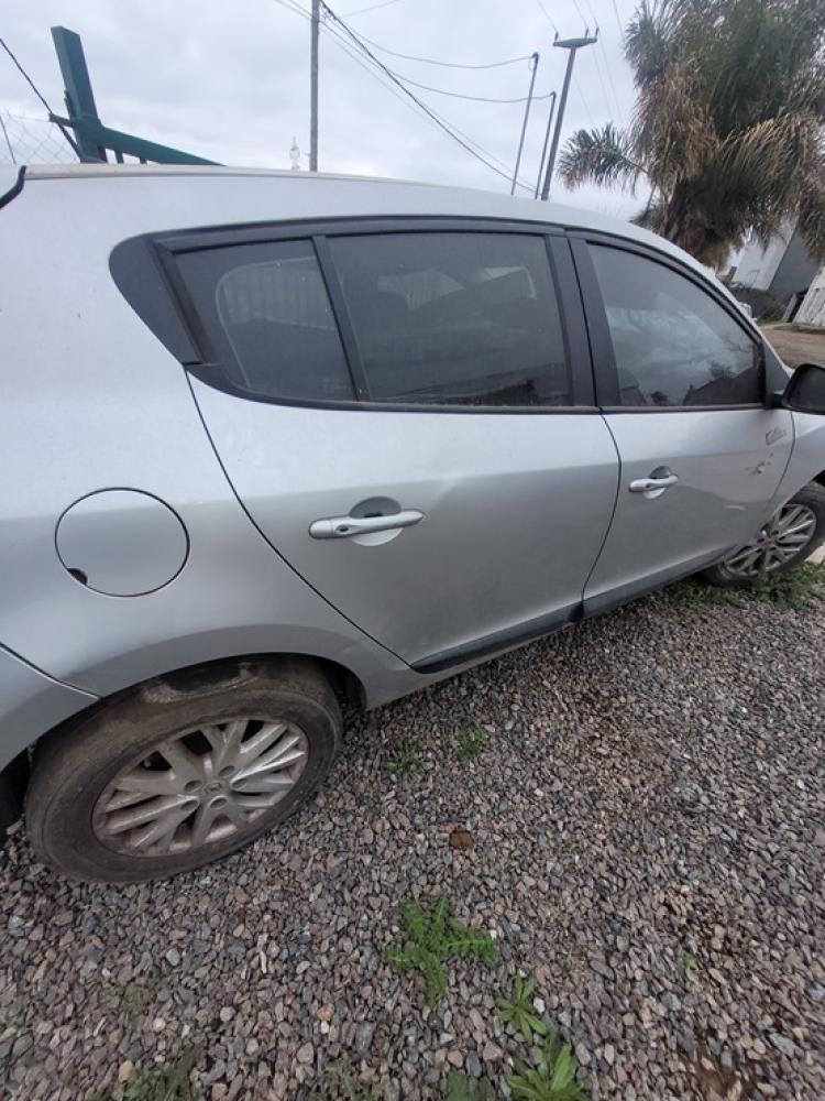 PUERTA TRASERA DERECHA RENAULT MEGANE