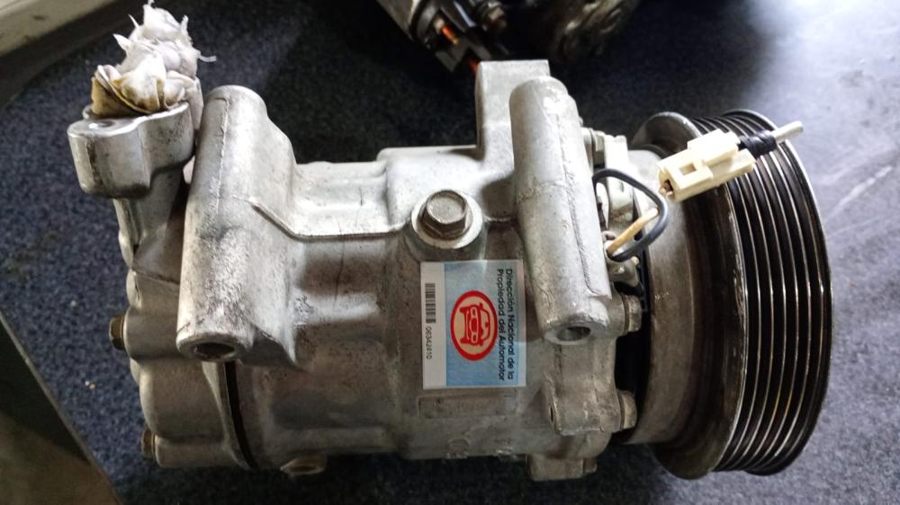 COMPRESOR DE AIRE ACONDICIONADO RENAULT KANGOO CONFORT 1.5