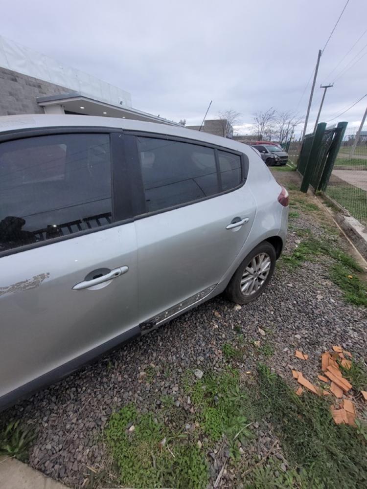 PUERTA TRASERA IZQUIERDA RENAULT MEGANE