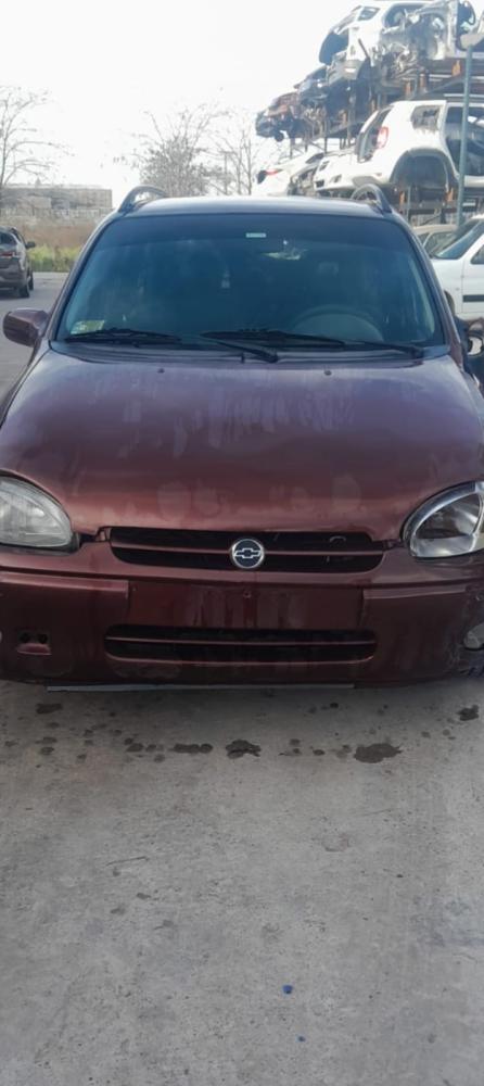 CAPOT CHEVROLET CORSA WAGON GLS 16V