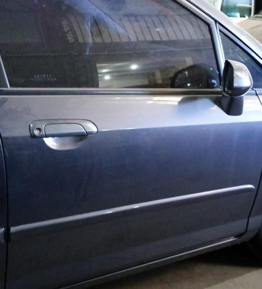 PUERTA DELANTERA DERECHA HONDA FIT LX-L