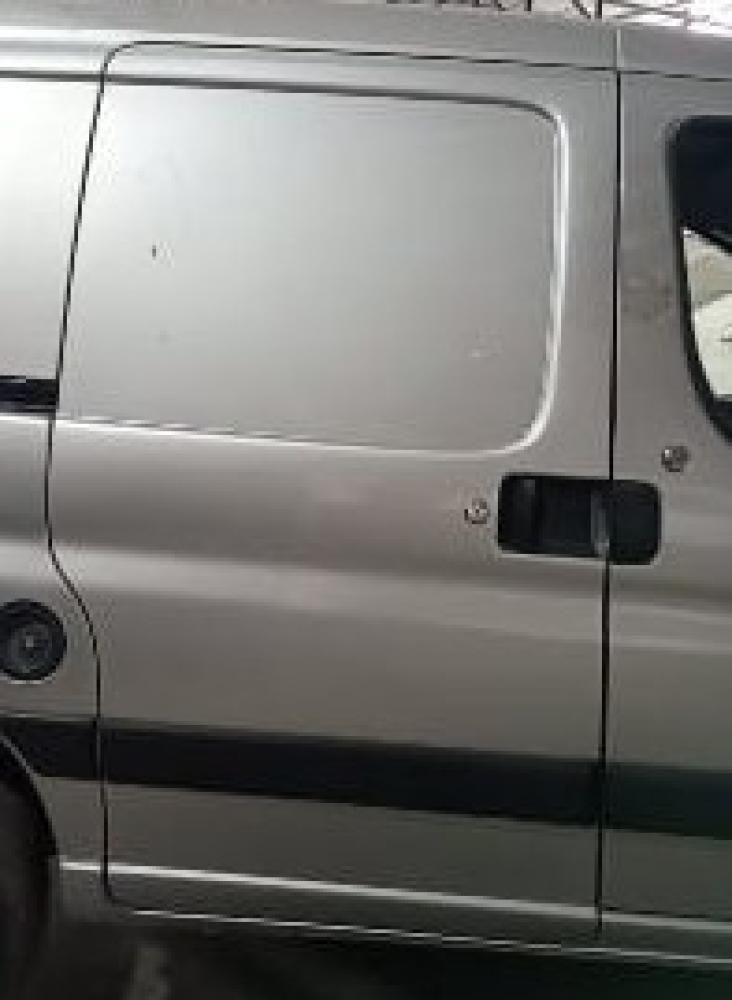 PUERTA TRASERA DERECHA PEUGEOT.. PARTNER 1.4