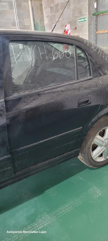 PUERTA TRASERA IZQUIERDA CHEVROLET ASTRA 2.4