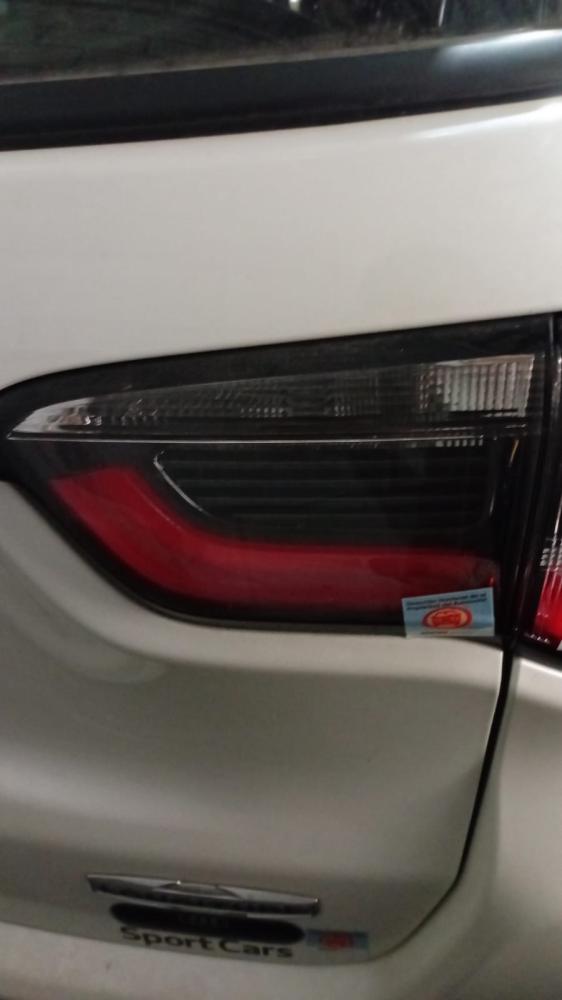FARO AUX TRASERO DERECHO JEEP COMPASS LONGITUDE 2.4A