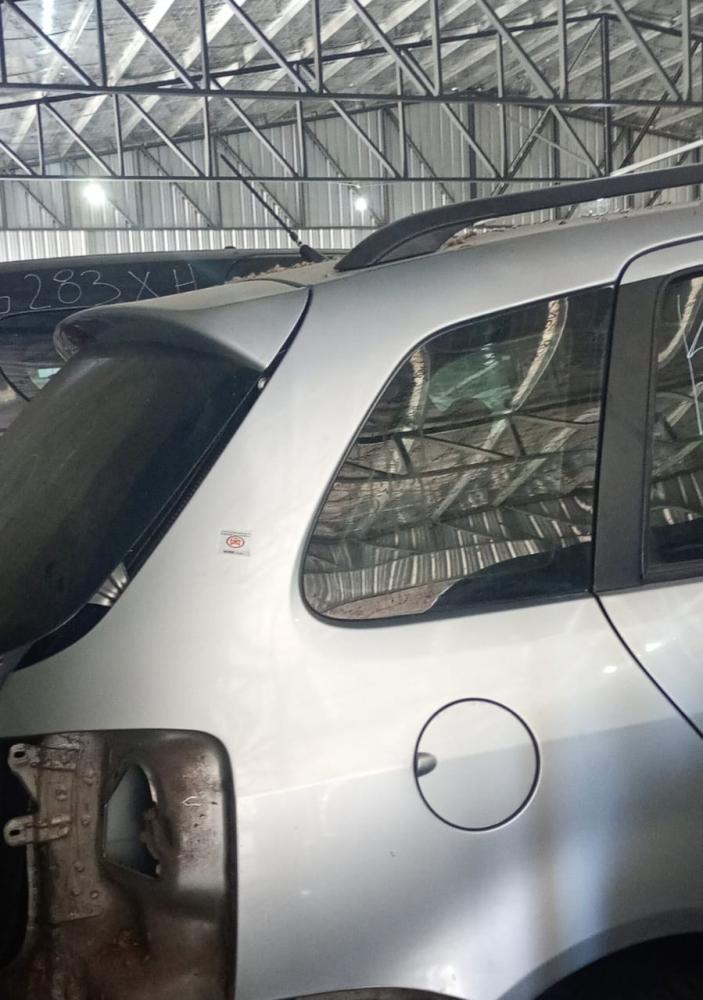 GUARDABARRO TRASERO DERECHO VOLKSWAGEN SURAN 1.6L 5D