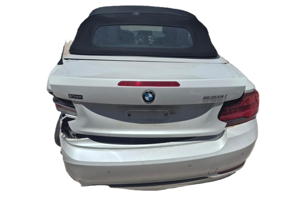 TAPA DE BAUL BMW 220 I