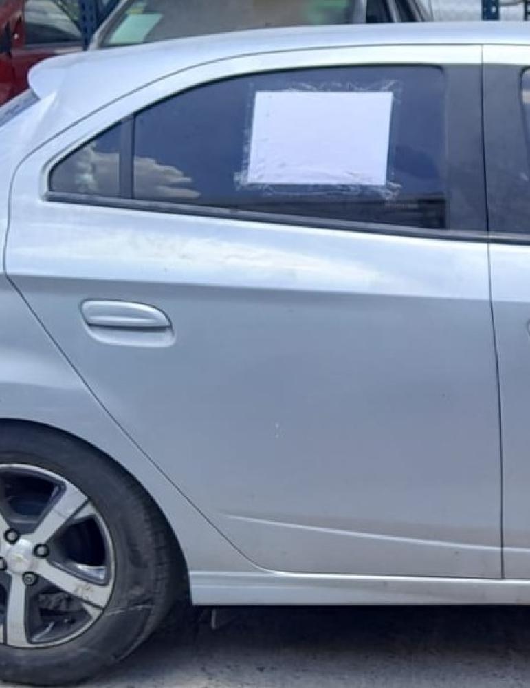 PUERTA TRASERA DERECHA CHEVROLET ONIX 1.4 N LTZ