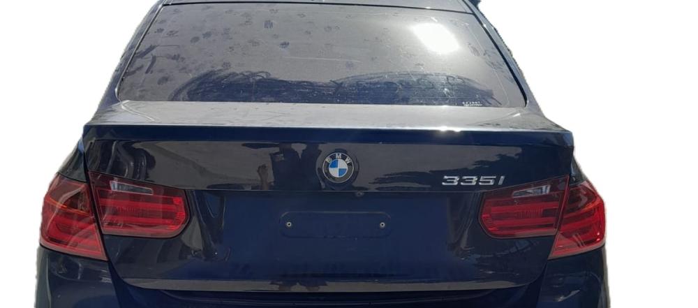 TAPA DE BAUL BMW 335I