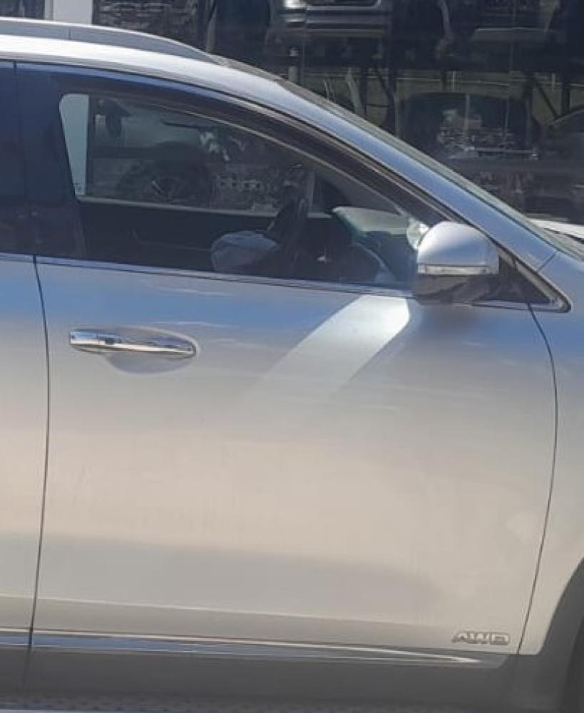 PUERTA DELANTERA DERECHA KIA SORENTO EX 2.2 A/T