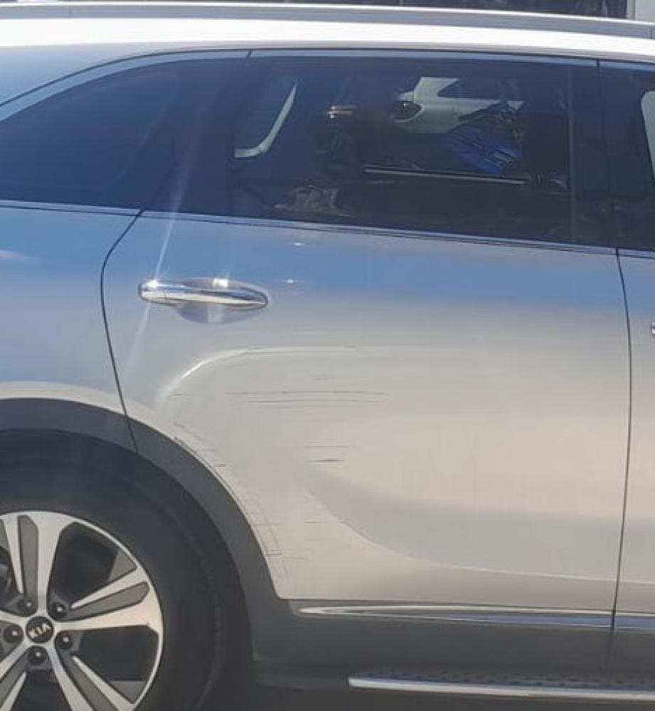 PUERTA TRASERA DERECHA KIA SORENTO EX 2.2 A/T