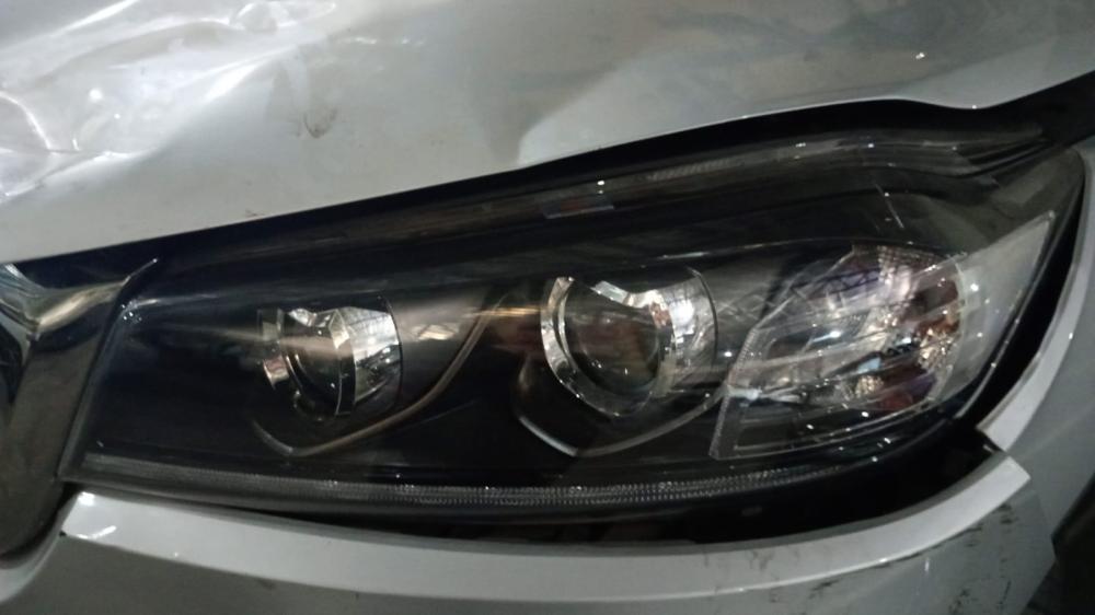 OPTICA IZQUIERDA KIA SORENTO EX 2.2 A/T