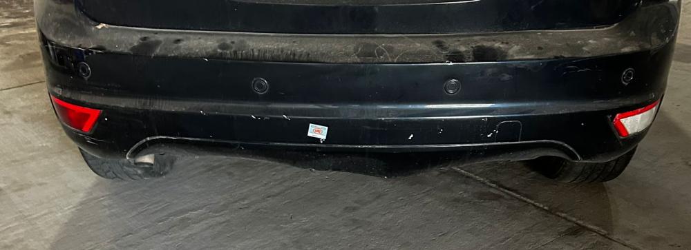 PARAGOLPES TRASERO FORD FOCUS GHIA 2.0L