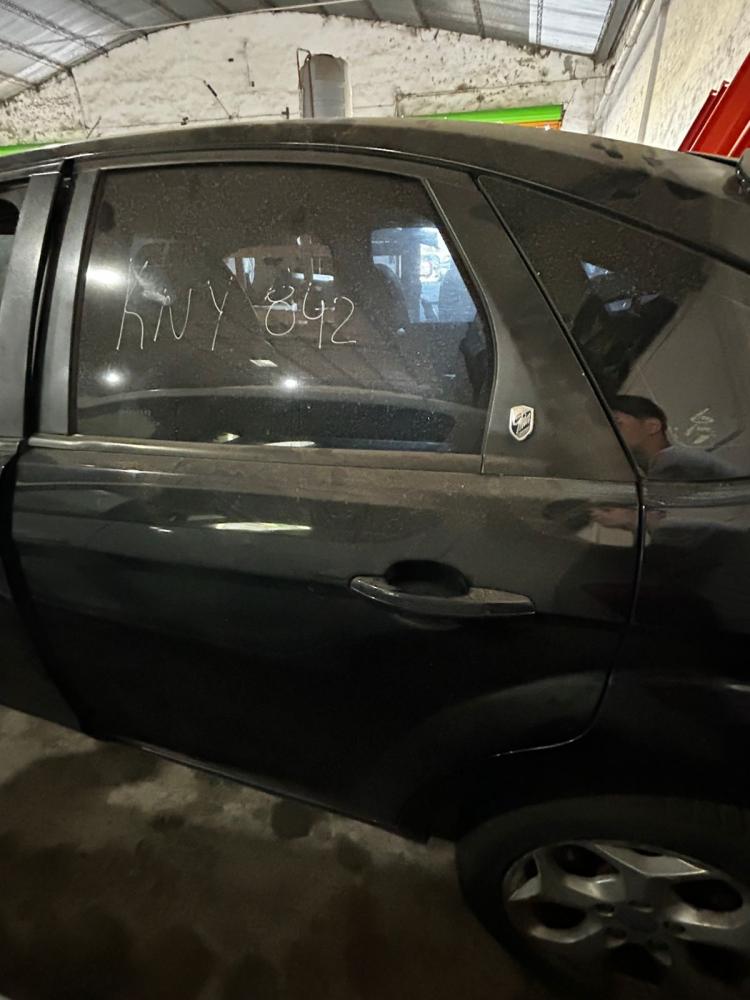 PUERTA TRASERA IZQUIERDA FORD FOCUS GHIA 2.0L