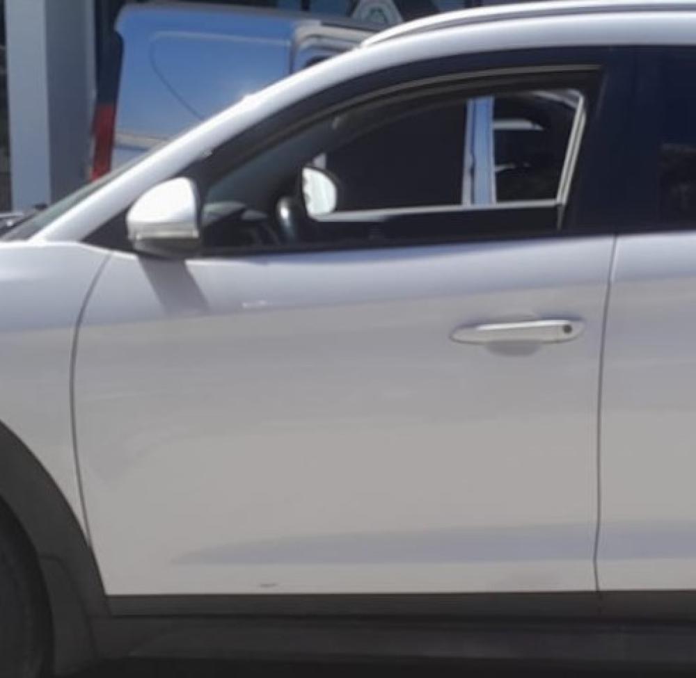 PUERTA DELANTERA DERECHA HYUNDAI TUCSON 2WD 2.0