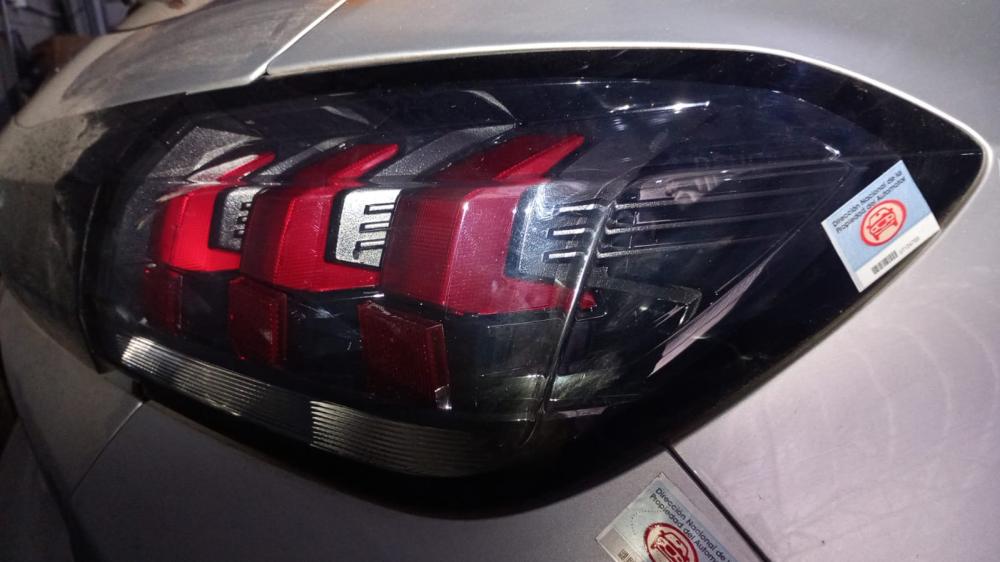 FARO TRASERO DERECHO PEUGEOT 208 ACTIVE 1.6L