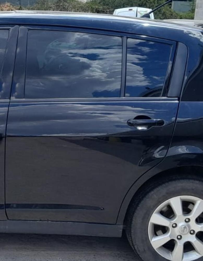 PUERTA TRASERA IZQUIERDA NISSAN TIIDA 1.8 6MT TEKNA