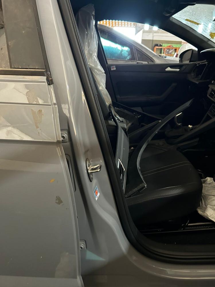 PARANTE CENTRAL DERECHO VOLKSWAGEN NIVUS HIGHLINE 200 TSI