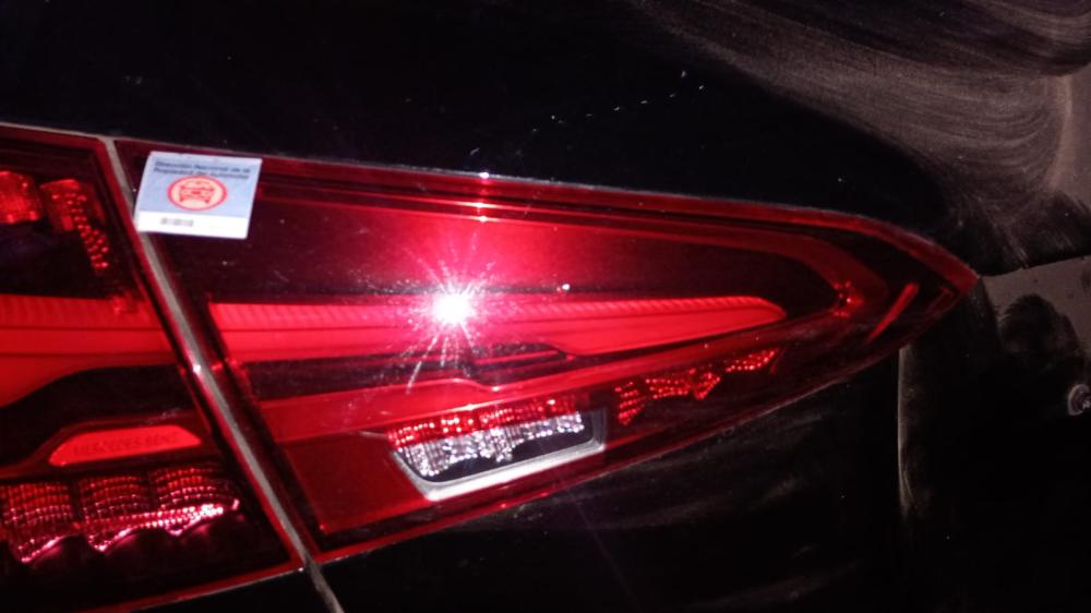 FARO AUX TRASERO IZQUIERDO MERCEDES BENZ MERCEDES-BENZ A250