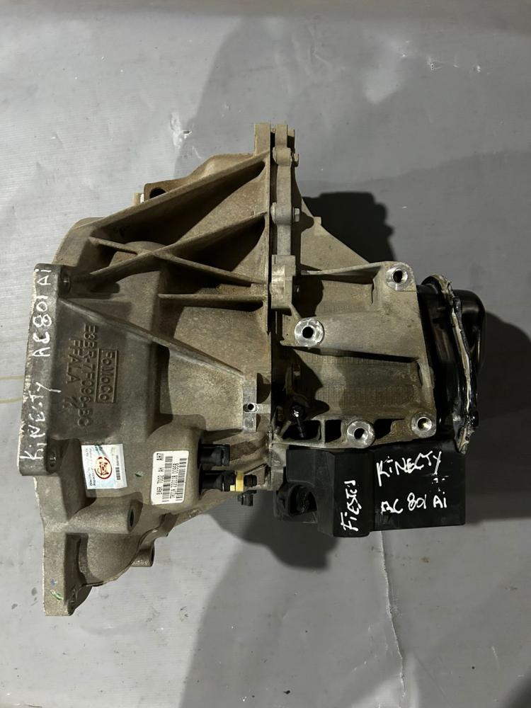 CAJA DE VELOCIDADES FORD FIESTA 1.6L SE