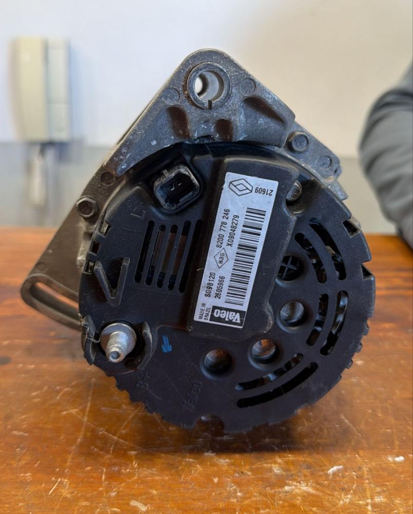 ALTERNADOR RENAULT CLIO D4F