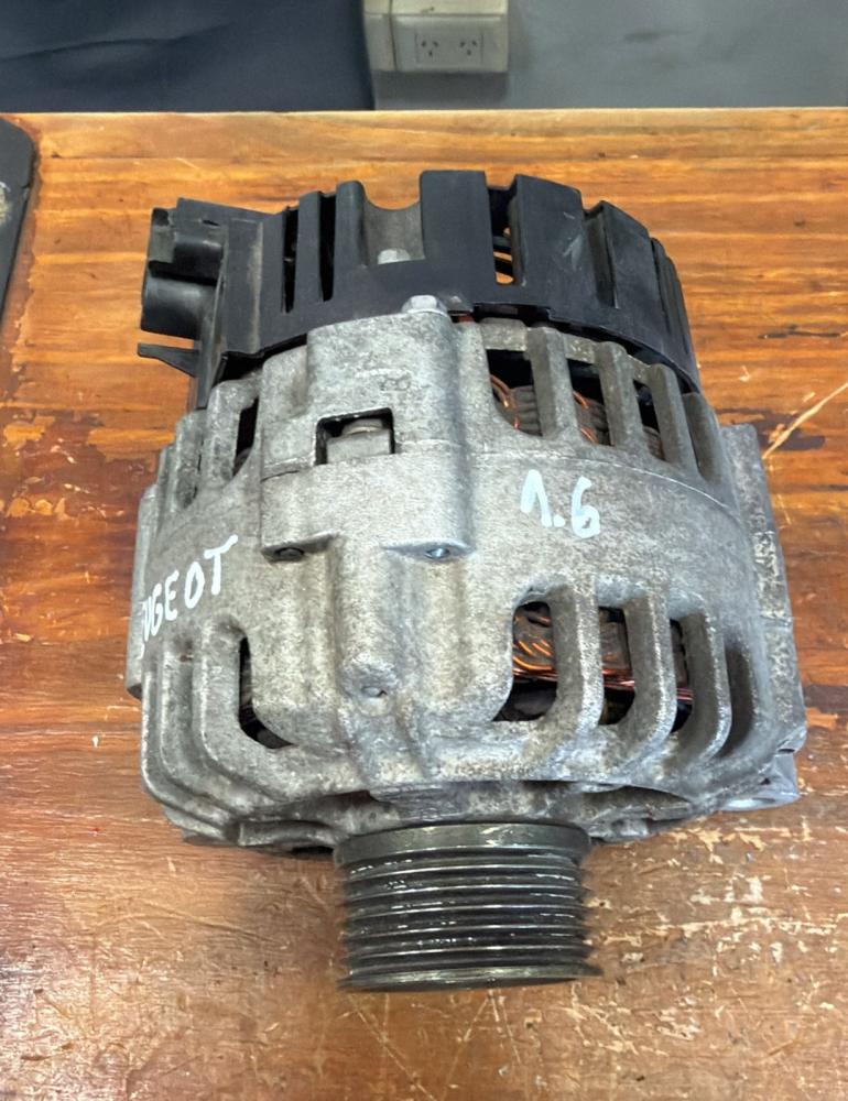 ALTERNADOR PEUGEOT 208 CL8