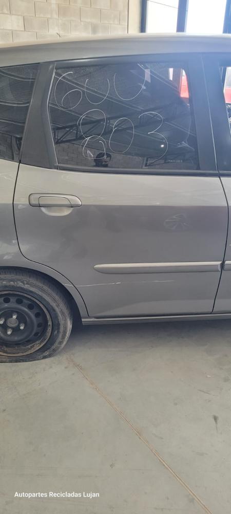 PUERTA TRASERA DERECHA HONDA FIT