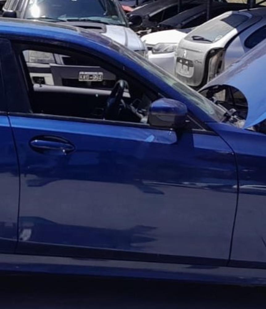 PUERTA DELANTERA DERECHA BMW 320I