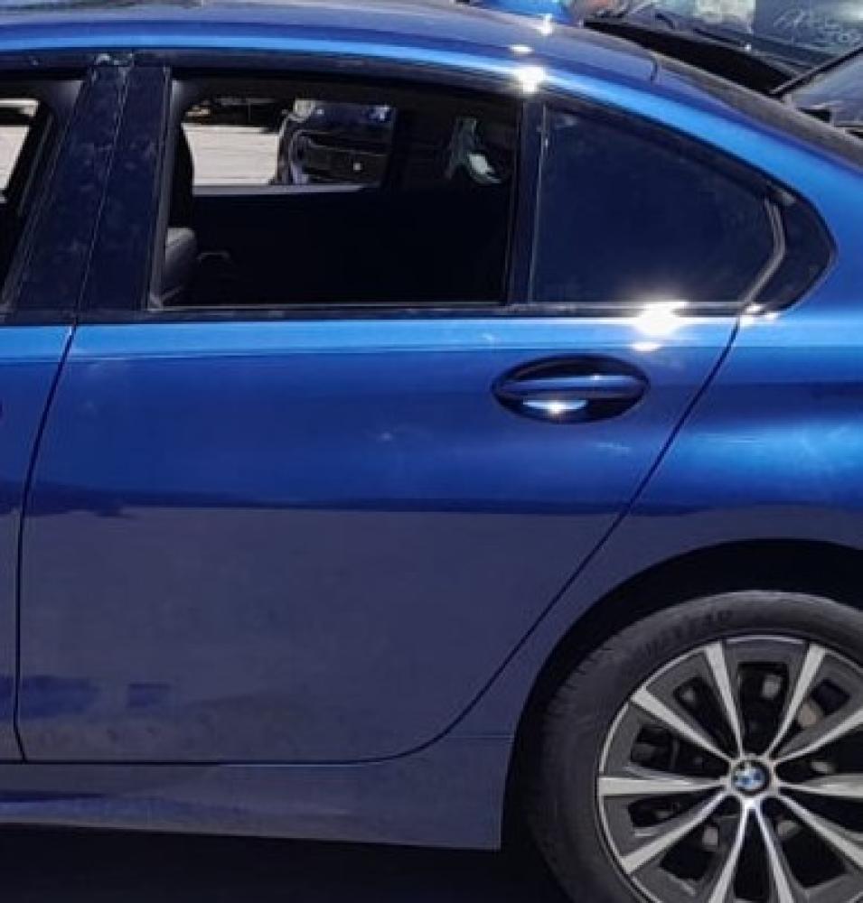 PUERTA TRASERA IZQUIERDA BMW 320I