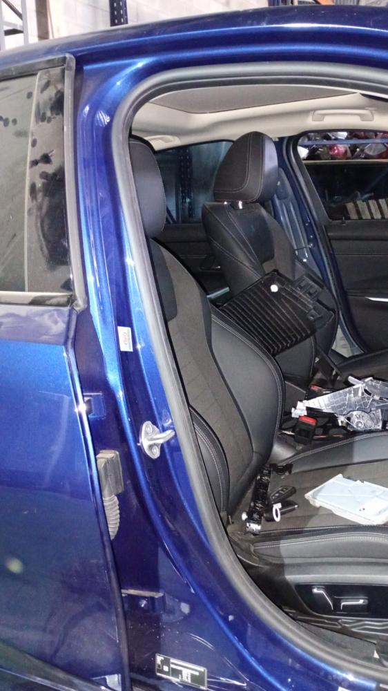 PARANTE CENTRAL DERECHO BMW 320I