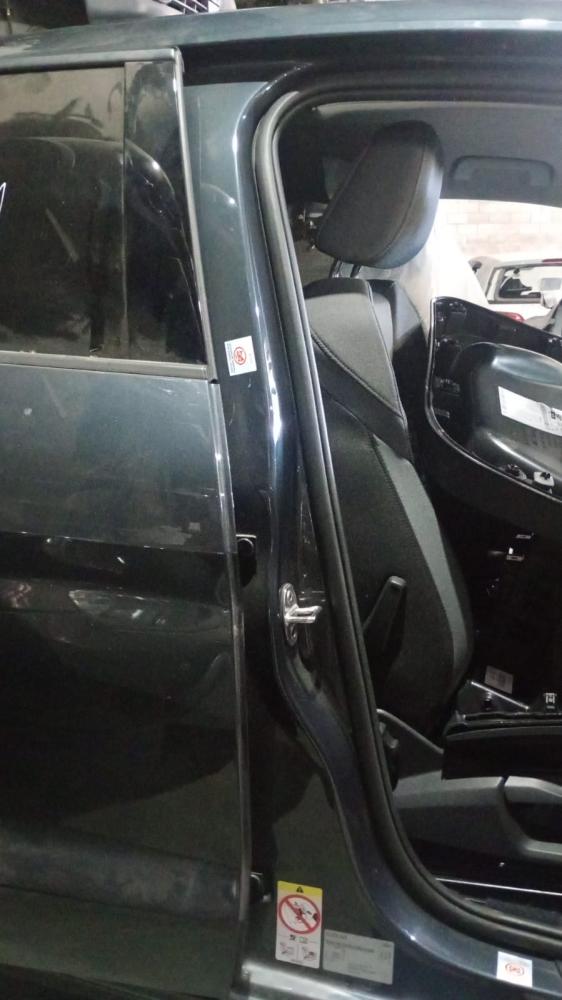 PARANTE CENTRAL DERECHO BMW 320I