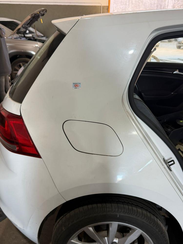 GUARDABARRO TRASERO DERECHO VOLKSWAGEN GOLF 1.4L TSI BLUEMOTION