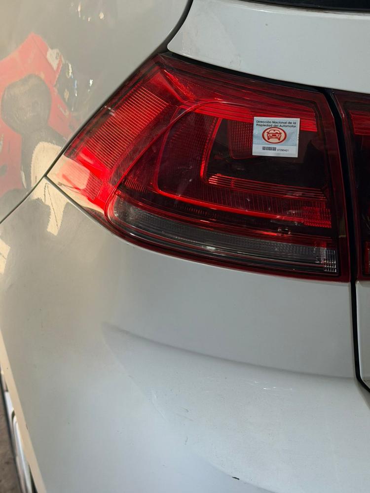 FARO TRASERO IZQUIERDO VOLKSWAGEN GOLF 1.4L TSI BLUEMOTION