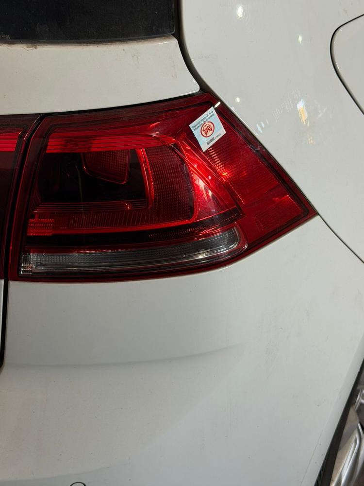 FARO TRASERO DERECHO VOLKSWAGEN GOLF 1.4L TSI BLUEMOTION