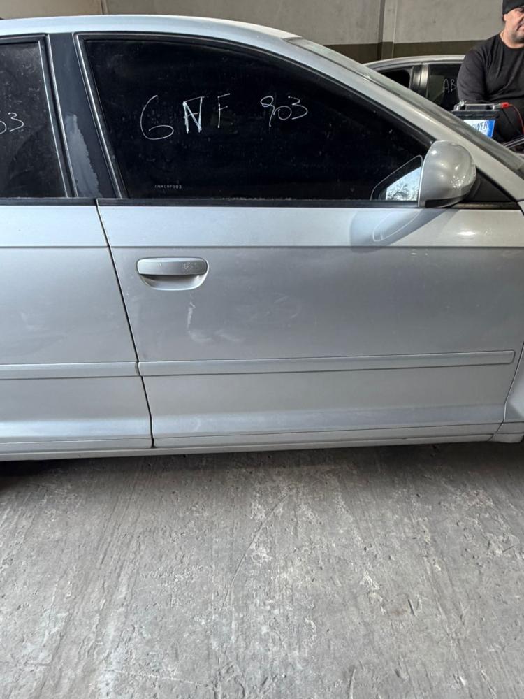 PUERTA DELANTERA DERECHA AUDI A3 SPORTBACK 1.6