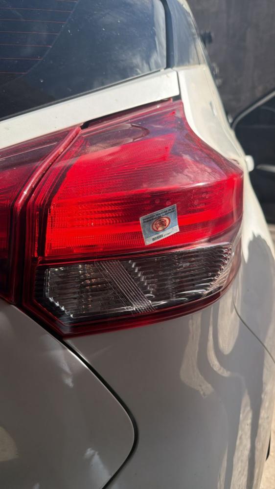 FARO TRASERO DERECHO NISSAN KICKS EXCLUSIVE CVT