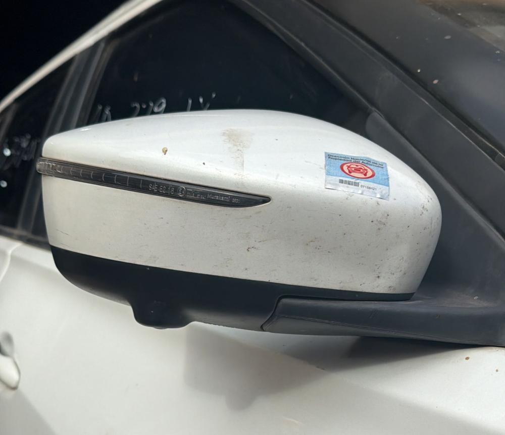 ESPEJO EXTERIOR DERECHO NISSAN KICKS EXCLUSIVE CVT
