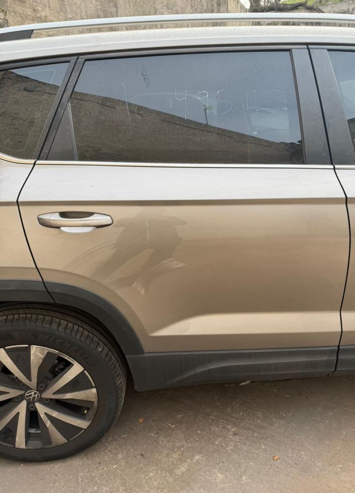 PUERTA TRASERA DERECHA VOLKSWAGEN.. TAOS HIGHLINE 250 TSI AT