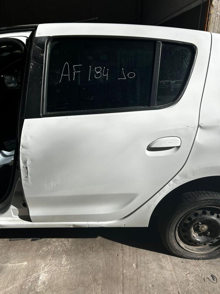 PUERTA TRASERA IZQUIERDA RENAULT RENAULT SANDERO PH2 INTENS 1.6