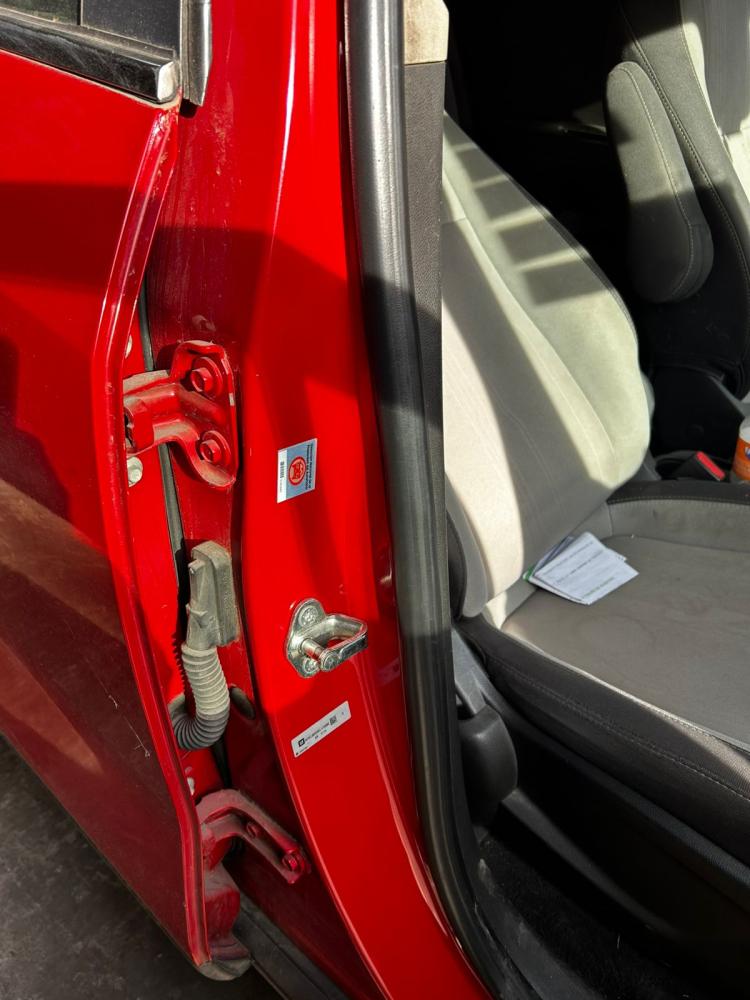 PARANTE CENTRAL DERECHO CHEVROLET CHEVROLET TRACKER FWD LTZ