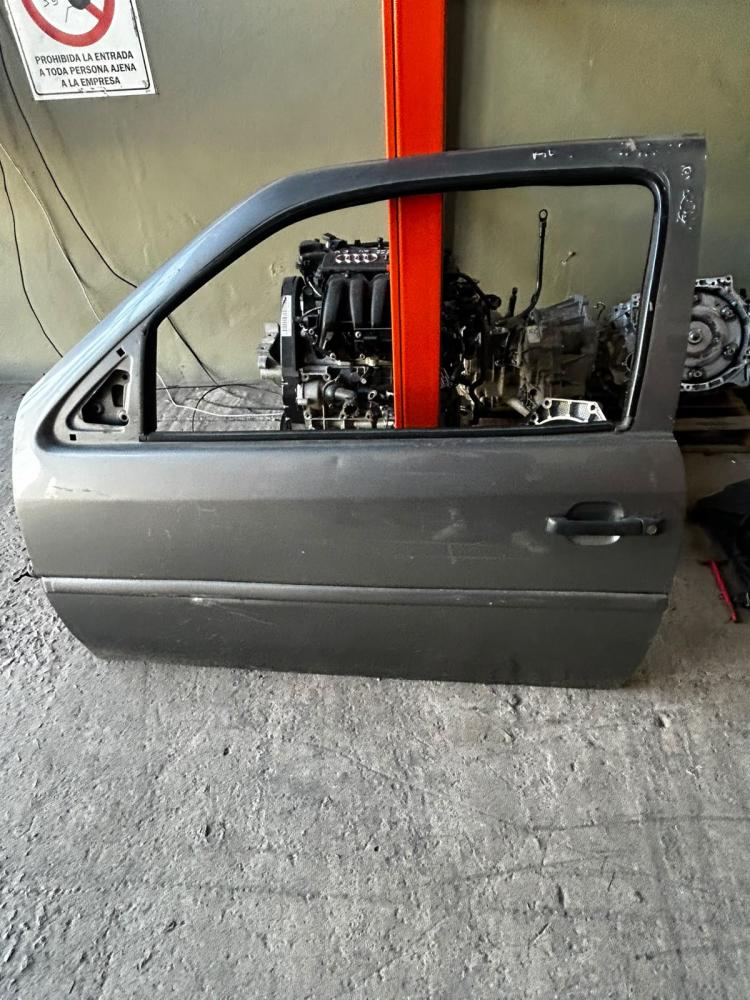 PUERTA DELANTERA IZQUIERDA VOLKSWAGEN GOL COUPE