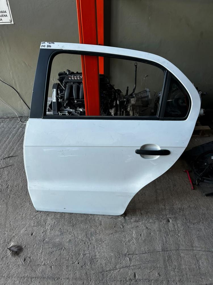 PUERTA DELANTERA IZQUIERDA VOLKSWAGEN GOL TREND