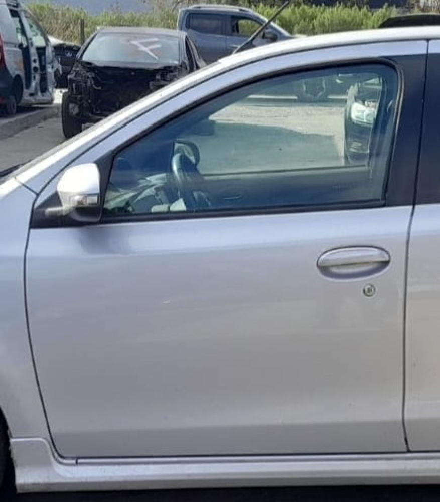 PUERTA DELANTERA IZQUIERDA TOYOTA ETIOS PLATINUM 1.5