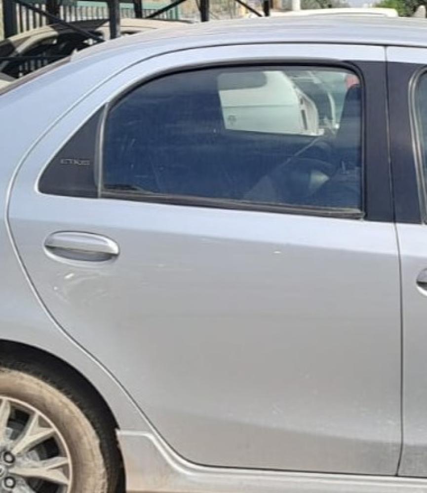 PUERTA TRASERA DERECHA TOYOTA ETIOS PLATINUM 1.5