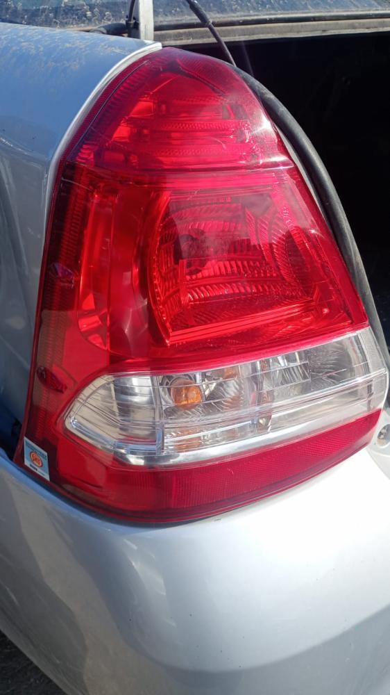 FARO TRASERO IZQUIERDO TOYOTA ETIOS PLATINUM 1.5