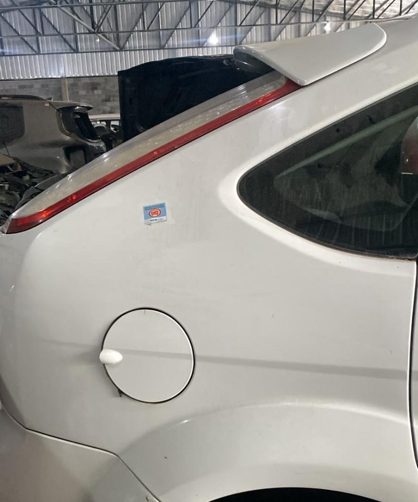 GUARDABARRO TRASERO DERECHO FORD FOCUS GHIA 1.8 L DIESEL