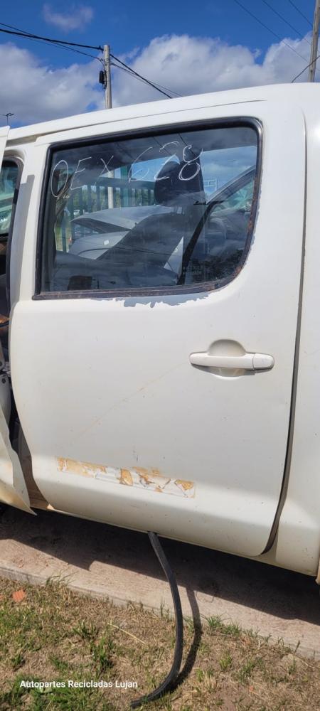 PUERTA TRASERA IZQUIERDA TOYOTA HILUX 3.0 4X4