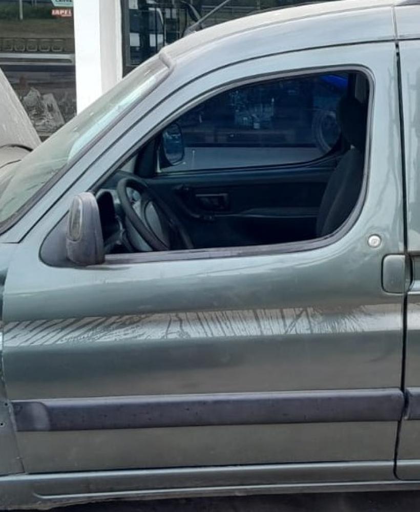 PUERTA DELANTERA IZQUIERDA PEUGEOT PARTNER PATAGONICA 1.6