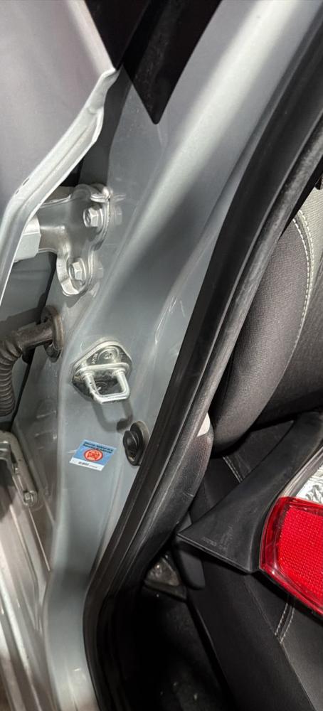 PARANTE CENTRAL DERECHO TOYOTA.. ETIOS XLS 1.5
